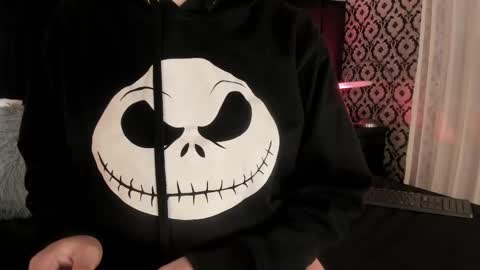 Ade  online show from January 5, 7:50 pm