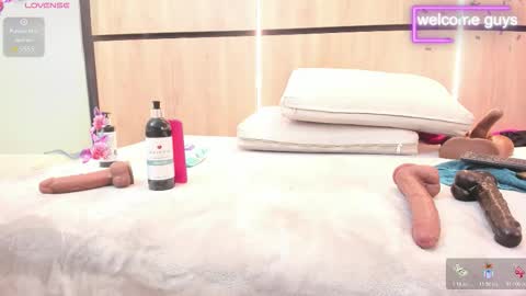 adela chase online show from October 30, 3:20 am