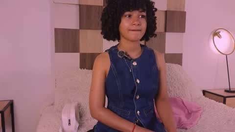 Snapshot of adele_carter_ chatting on September 26, 1:31 pm Andrea online show from September 26, 1:31 pm