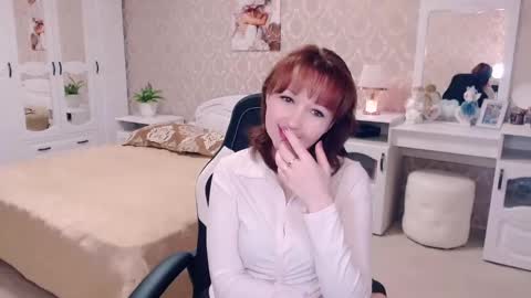 AdeleMoran online show from December 11, 8:07 pm