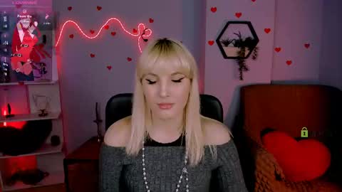 Adel online show from March 12, 9:50 pm