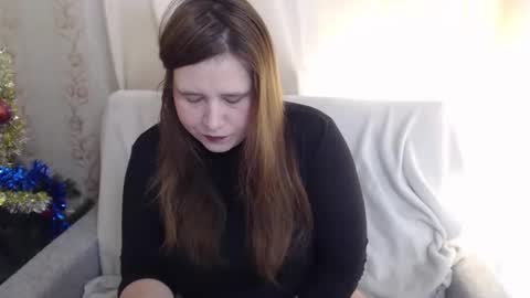 Snapshot of adelinalawson chatting on February 10, 6:09 am adelinalawson online show from February 10, 6:09 am