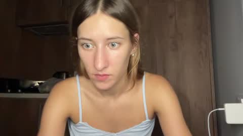 Adell online show from August 6, 9:33 pm