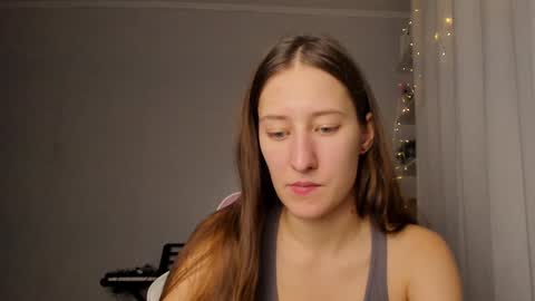 Adell online show from December 12, 10:31 pm