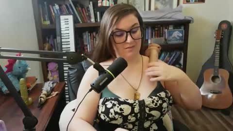 adobe_angel304 online show from February 24, 7:52 pm