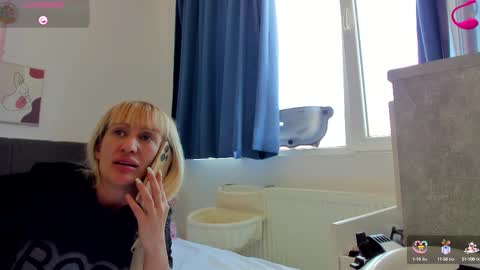 Save the date 23 NOVEMBER for a incendiary day with me  online show from September 18, 9:41 am