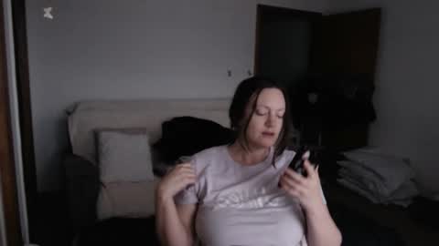 adorable22 online show from February 11, 2:46 pm