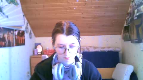 adorable_sparkle online show from February 12, 12:55 pm