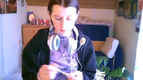 adorable_sparkle online show from February 11, 1:09 pm