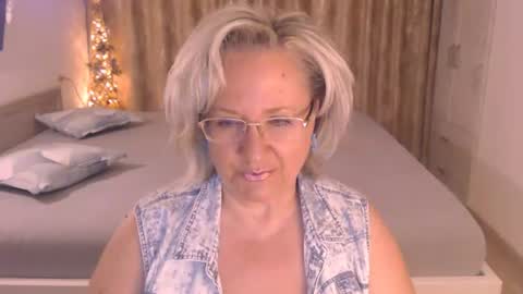 Cryna online show from July 10, 2:50 pm