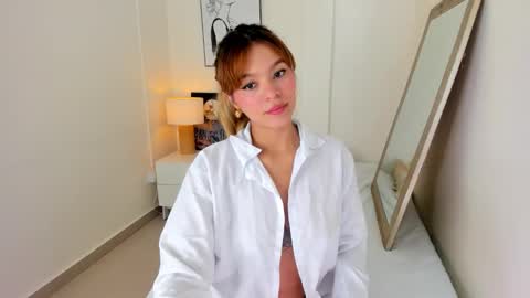 Adriana online show from October 1, 1:05 pm