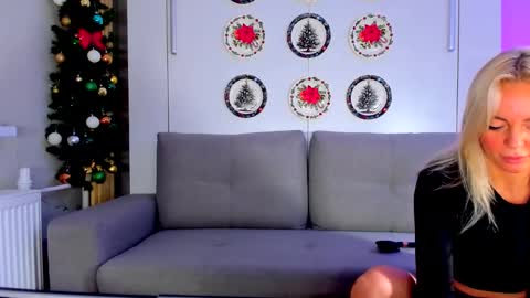 Adriana online show from December 19, 3:04 pm