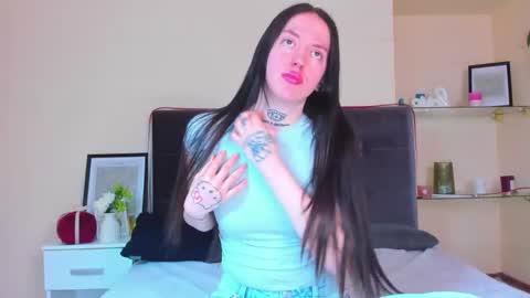 Adriana online show from March 16, 1:04 pm