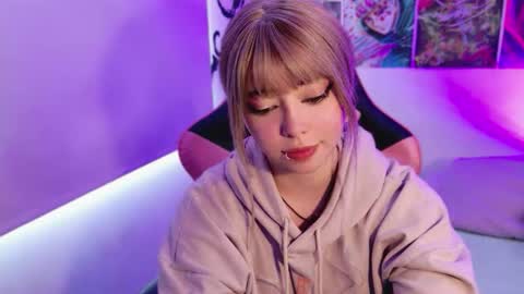 Arieyara online show from December 18, 7:29 pm