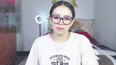 lia online show from June 11, 2:44 am