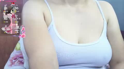 lia online show from June 13, 3:04 am