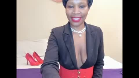 AfricanSquirtQueen online show from May 13, 8:20 am