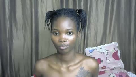 africana_slimqueen online show from May 15, 9:06 pm