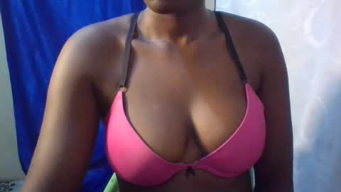 afrikan_desire online show from June 20, 7:39 pm