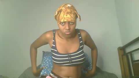 sweet online show from November 17, 7:36 pm