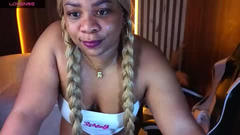 afrodita_queen_tx online show from March 18, 3:22 am