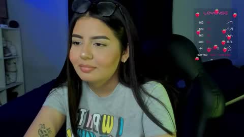 Snapshot of agatha_riccie chatting on October 12, 5:32 am Cat online show from October 12, 5:32 am