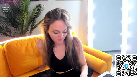 Agatha Rose online show from June 1, 4:03 am