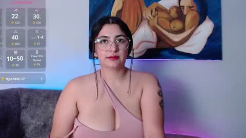 agatha bel    online show from July 25, 12:56 pm