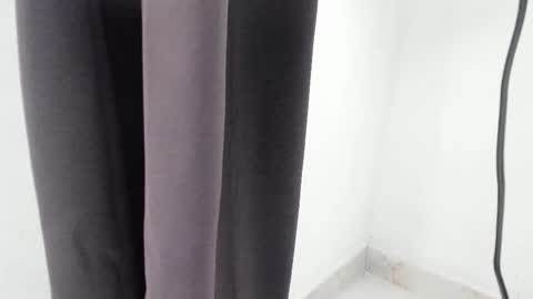 agnes_jones online show from November 11, 9:12 pm