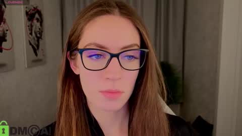 agnes wells online show from November 25, 9:22 am