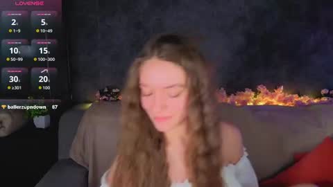 agnes wells online show from July 3, 3:23 am