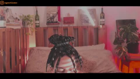 agnetism online show from December 8, 10:03 pm