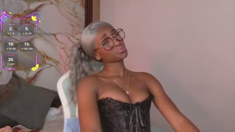 Ahvi Ebony online show from July 26, 2:58 pm