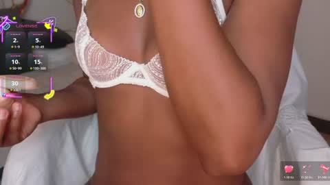 Ahvi Ebony online show from July 16, 12:43 pm