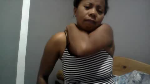 Aicha boobs online show from June 12, 3:03 am