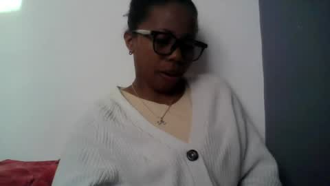 Aicha boobs online show from June 21, 1:37 pm