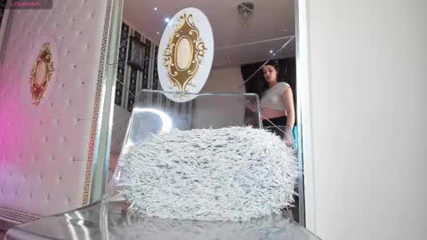 aidasina online show from December 4, 8:09 pm