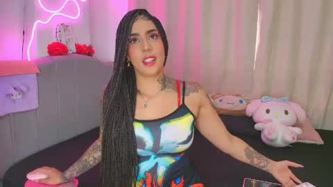 Aihnoa online show from May 2, 7:17 pm