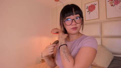 Aily Yozuko online show from February 18, 2:54 am