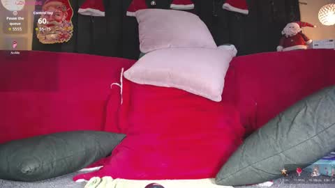 Ailyn rouss online show from December 19, 2:27 am