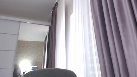 ailyn_wild online show from March 15, 9:00 am