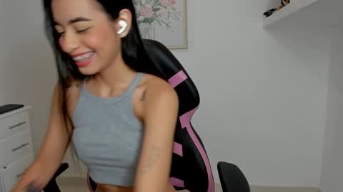 VALENTINA  independent online show from February 15, 11:06 am