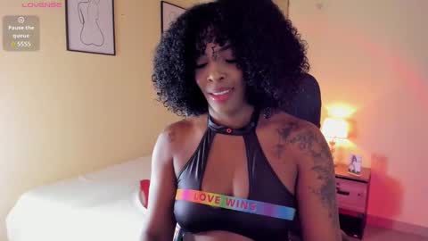 Snapshot of aitana_brown chatting on February 21, 10:26 pm Aitana Brown online show from February 21, 10:26 pm