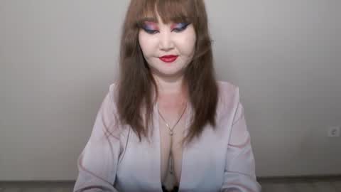 Shelly online show from July 11, 2:17 pm