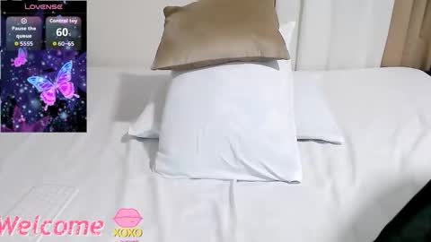 akishaa online show from September 10, 6:19 pm