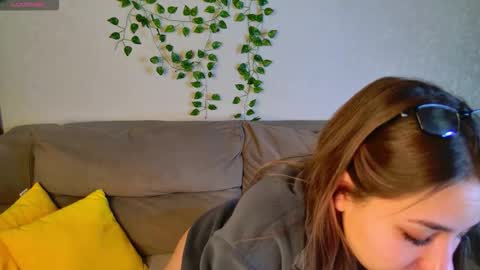 Al1ice online show from November 28, 1:41 am