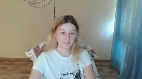 Anna online show from August 5, 1:06 pm