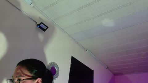 Maeve  online show from March 10, 10:19 am