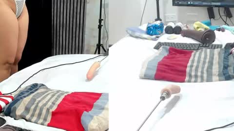 Alana online show from June 27, 7:53 pm