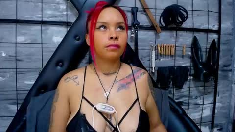 ALANA ROTH online show from April 30, 8:57 pm